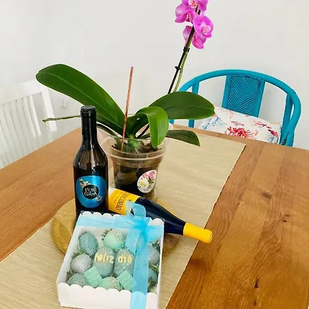 Casa Dora: Tradicional Y Al Borde Del Mar. Hébergement de vacances *