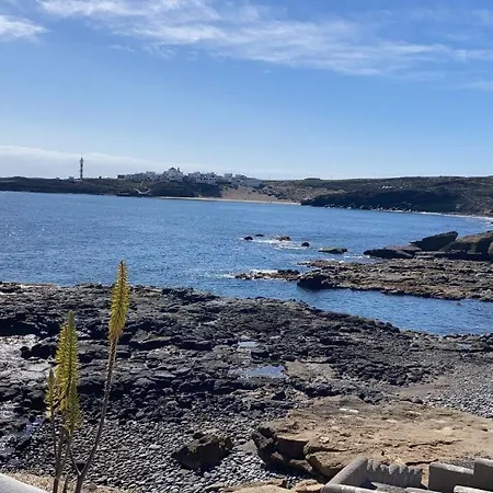 Casa Dora: Tradicional Y Al Borde Del Mar. Hébergement de vacances