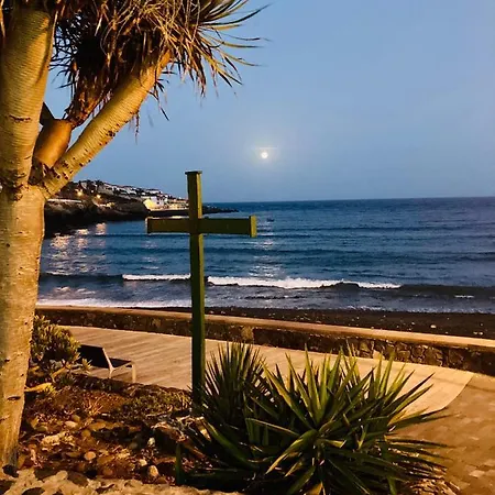Casa Dora: Tradicional Y Al Borde Del Mar. Hébergement de vacances *