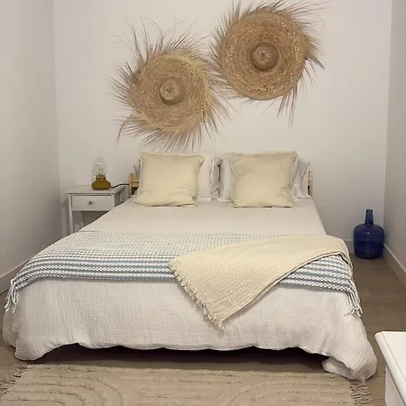 Casa Dora: Tradicional Y Al Borde Del Mar. Poris de Abona